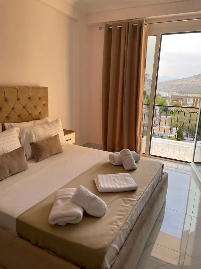 Golden Hill Ksamil Hotel 3*,